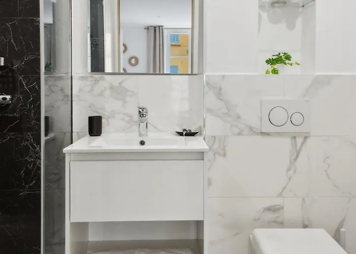 Cosy - Climatise - 2 Pas Du Port - Place Aux Herbes Apartman *