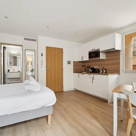Cosy - Climatise - 2 Pas Du Port - Place Aux Herbes Apartment Saint-Tropez