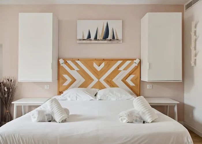 Cosy - Climatise - 2 Pas Du Port - Place Aux Herbes